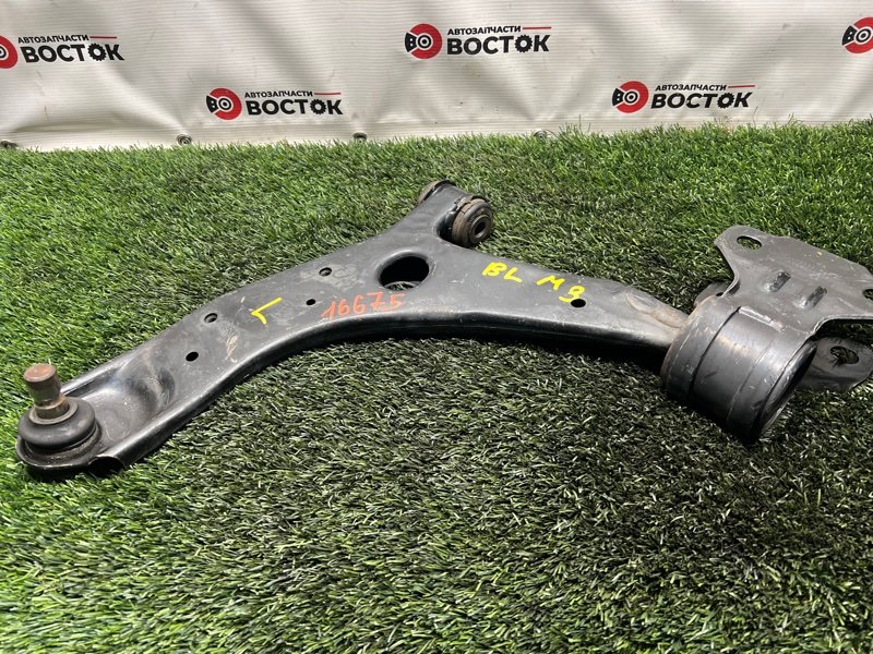 Рычаг нижний, 3500 рублей, Пешки