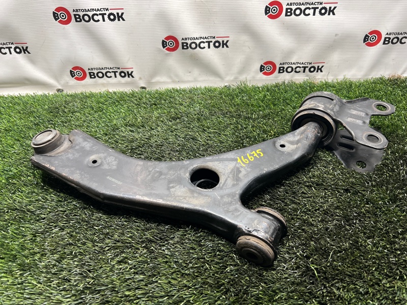 Рычаг нижний, 3500 рублей, Пешки