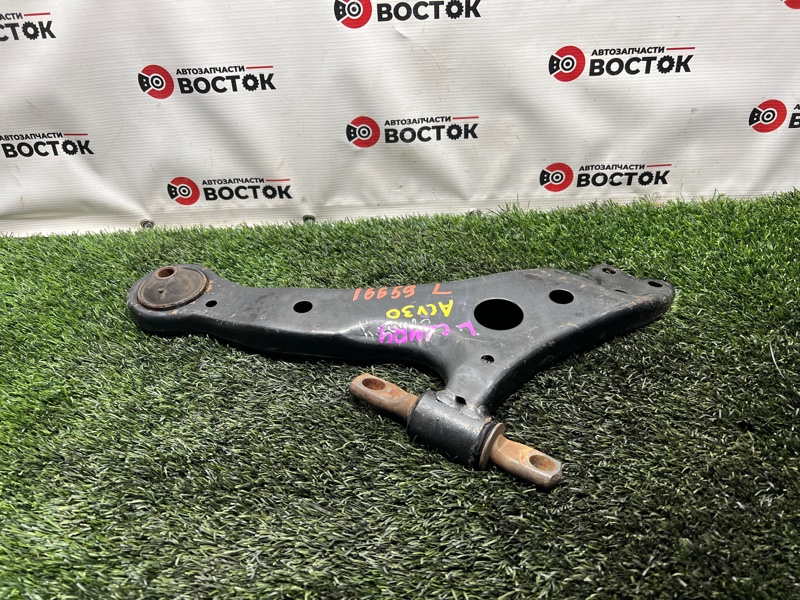 Рычаг нижний, 2000 рублей, Пешки