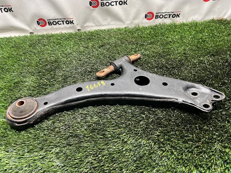 Рычаг нижний, 2000 рублей, Пешки