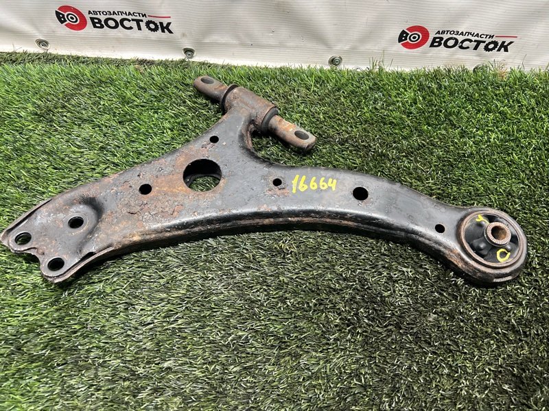 Рычаг нижний, 2000 рублей, Пешки