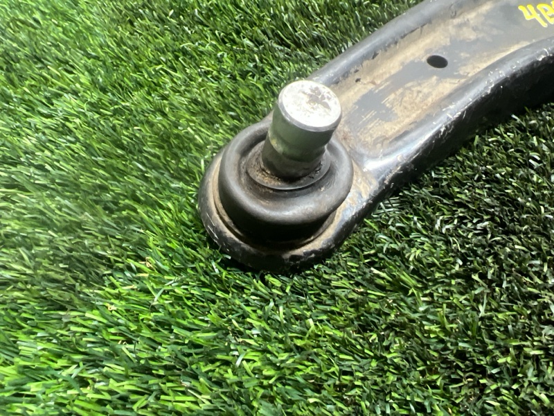 Рычаг нижний, 3000 рублей, Пешки