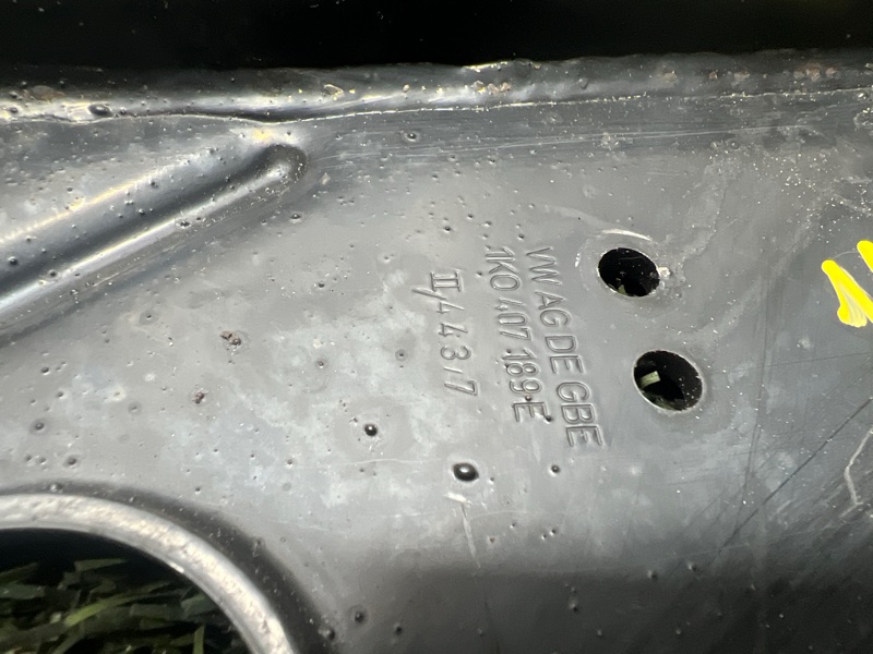 Рычаг нижний, 1500 рублей, Пешки