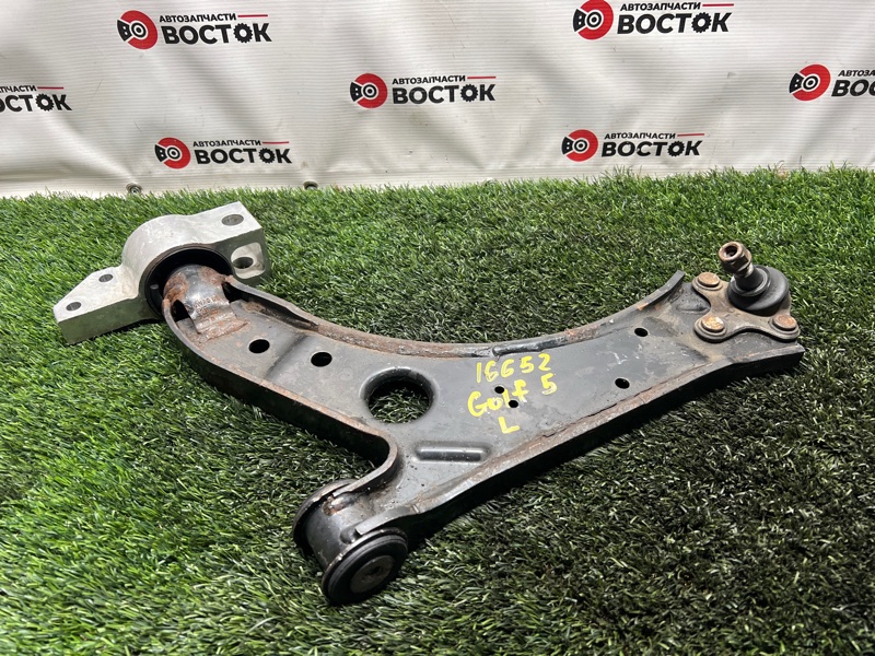 Рычаг нижний, 1500 рублей, Пешки