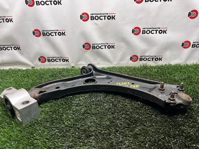 Рычаг нижний, 1500 рублей, Пешки