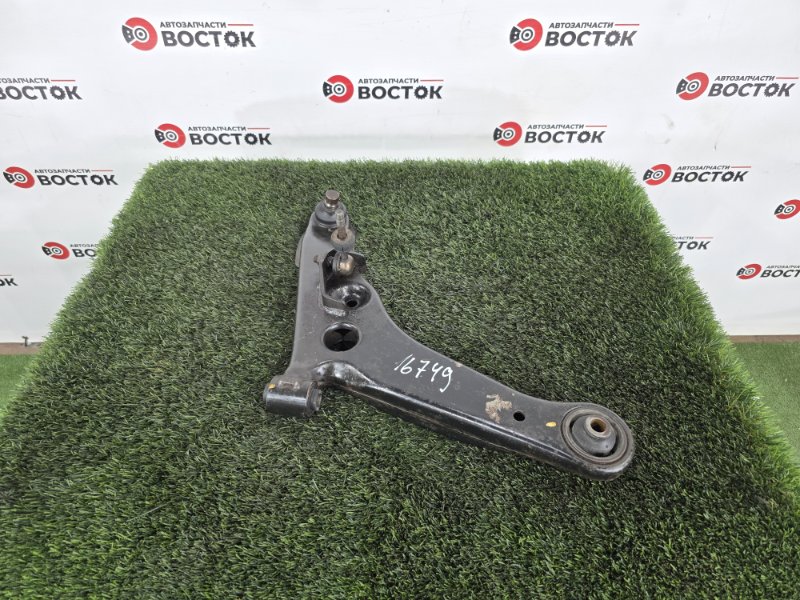 Рычаг нижний, 3000 рублей, Пешки