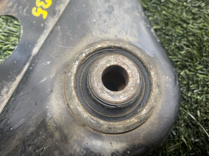 Рычаг нижний, 3000 рублей, Пешки