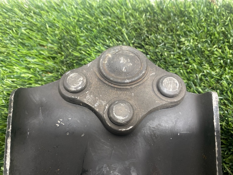 Рычаг нижний, 3000 рублей, Пешки