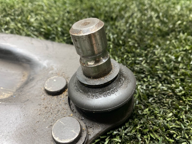 Рычаг нижний, 3000 рублей, Пешки