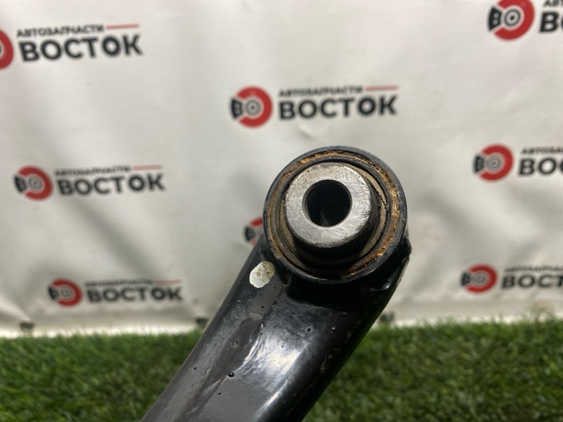 Рычаг нижний, 3000 рублей, Пешки