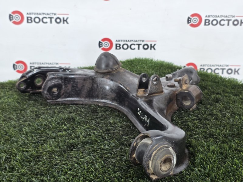 Рычаг нижний, 2500 рублей, Пешки