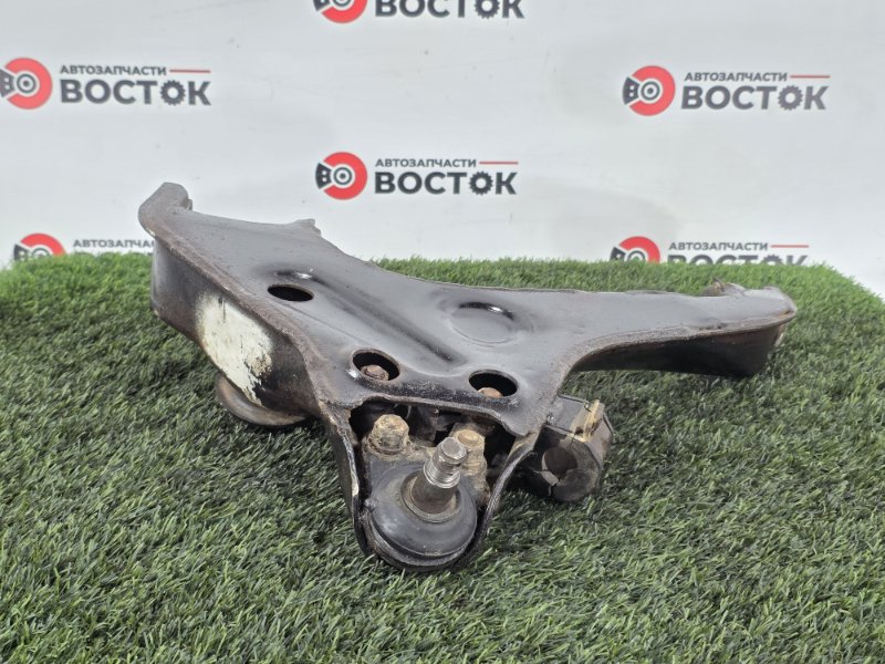 Рычаг нижний, 2500 рублей, Пешки