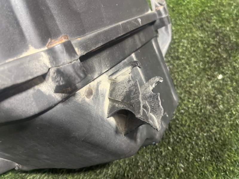 Корпус воздушного фильтра, 2500 рублей, Пешки