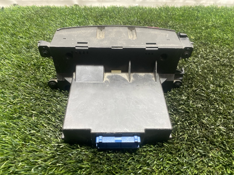 Блок управления климат-контролем, 3000 рублей, Пешки