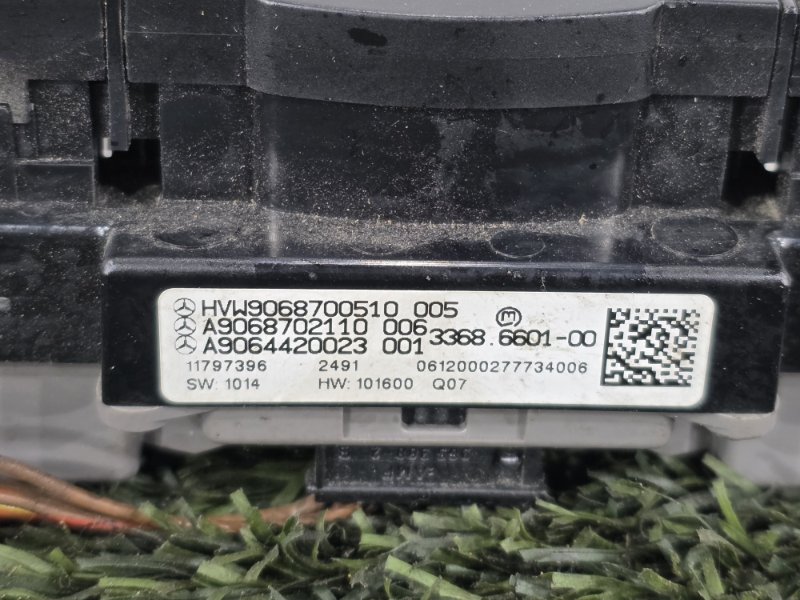 Кнопка аварийной сигнализации, 5000 рублей, Пешки