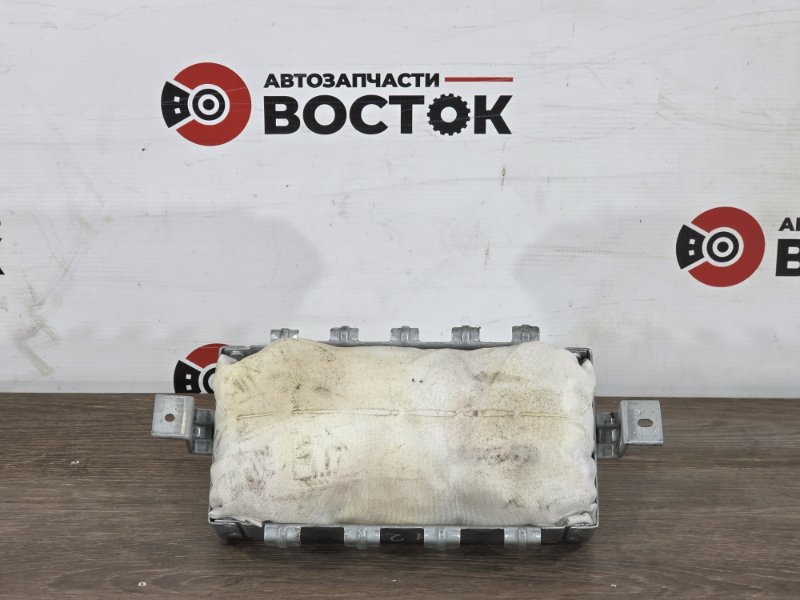 Подушка безопасности пассажира, 7000 рублей, Пешки