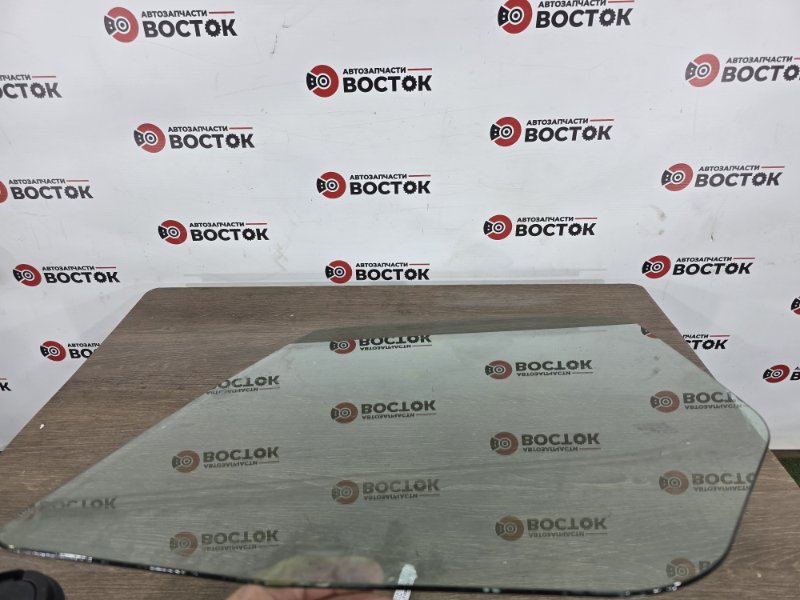 Стекло двери, 5000 рублей, Пешки