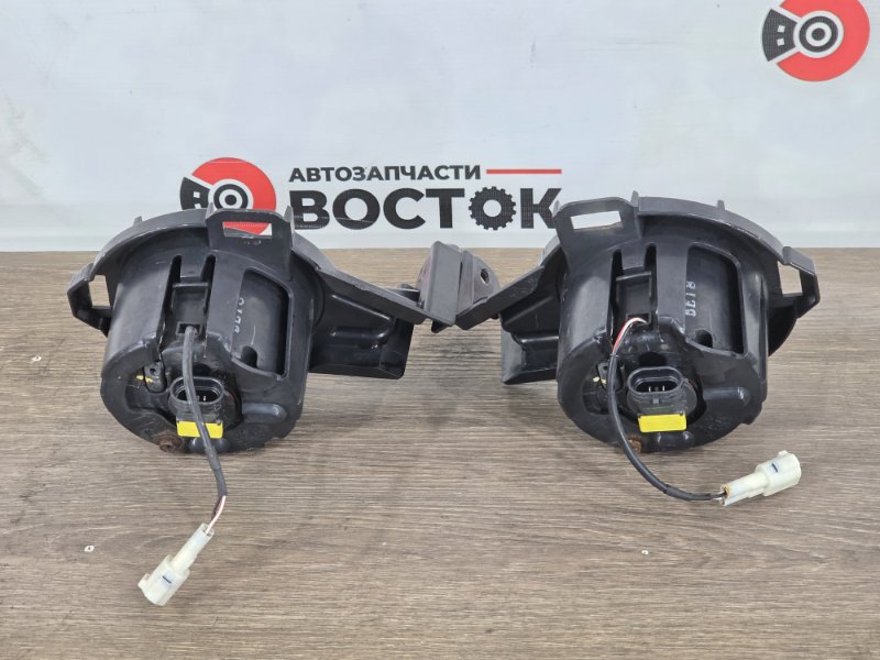 Фара противотуманная, 9000 рублей, Пешки