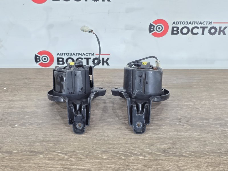 Фара противотуманная, 9000 рублей, Пешки