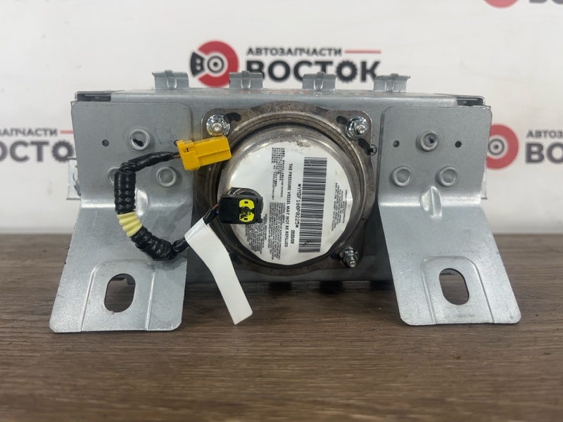 Подушка безопасности пассажира, 5000 рублей, Пешки