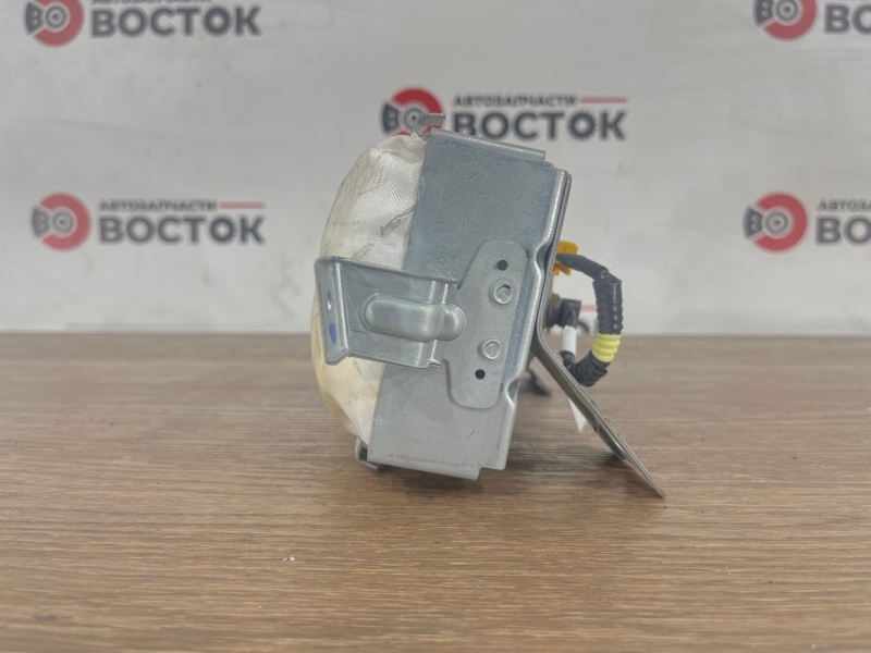 Подушка безопасности пассажира, 5000 рублей, Пешки