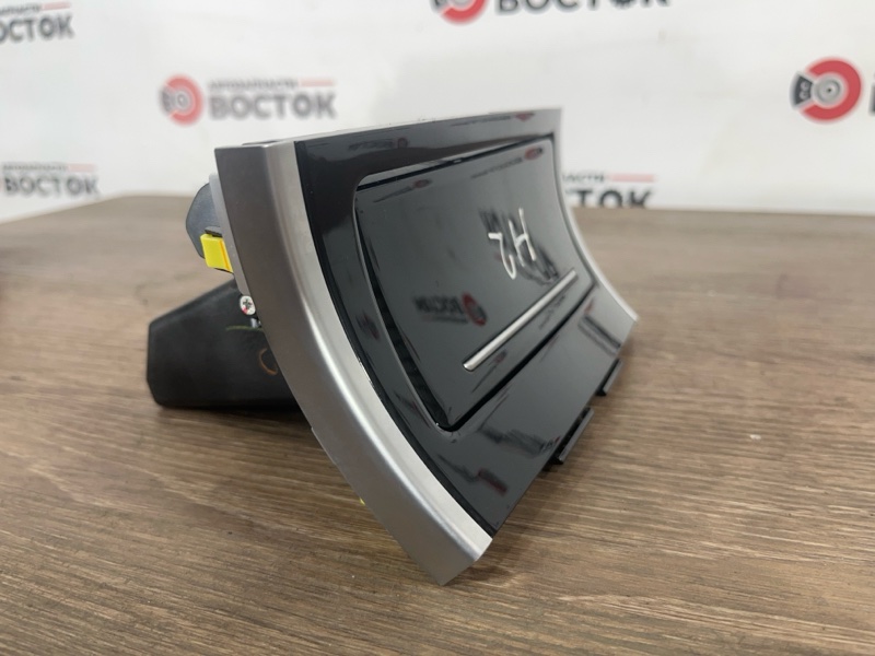 Пепельница, 2000 рублей, Пешки