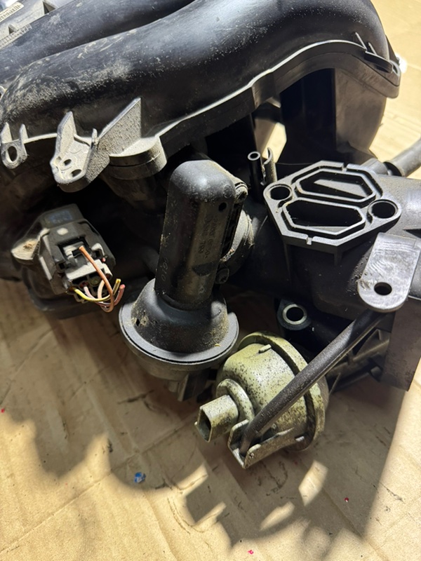 Коллектор впускной, 3000 рублей, Пешки