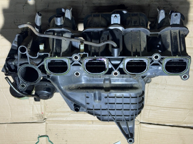 Коллектор впускной, 3000 рублей, Пешки