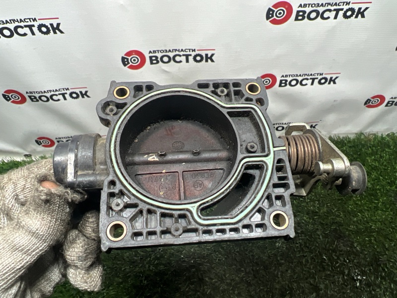 Дроссельная заслонка, 2000 рублей, Пешки