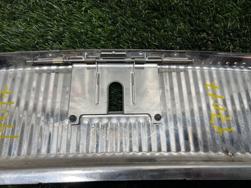 Накладка кузова, 1500 рублей, Пешки