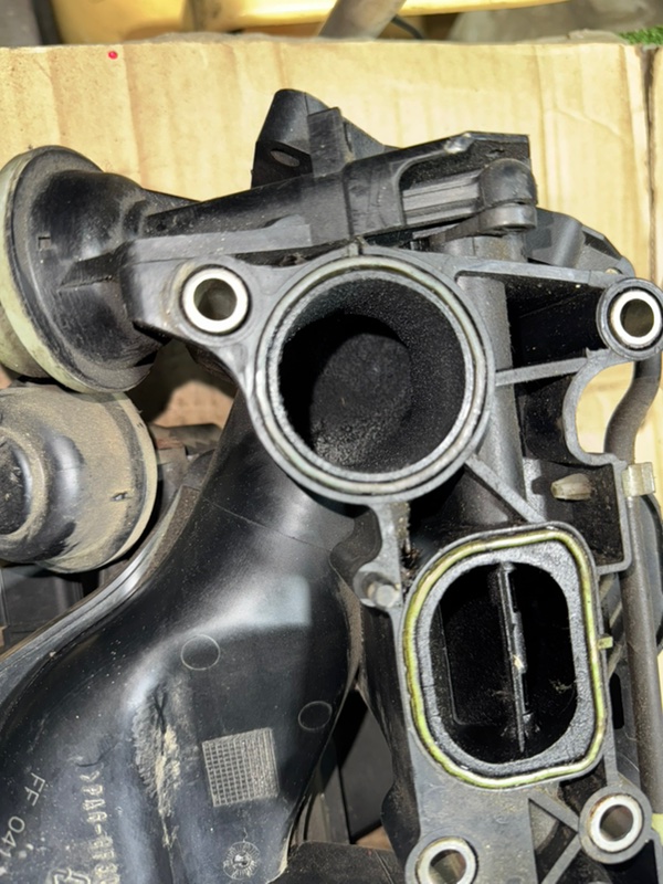 Коллектор впускной, 3000 рублей, Пешки