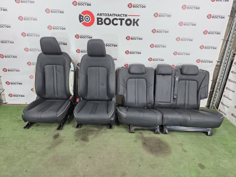 Сиденья комплект, 80000 рублей, Пешки