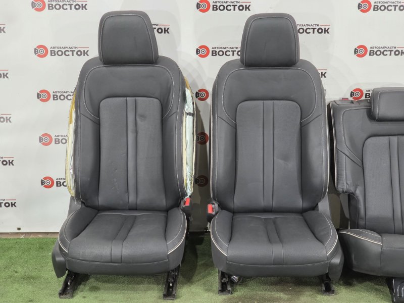 Сиденья комплект, 80000 рублей, Пешки