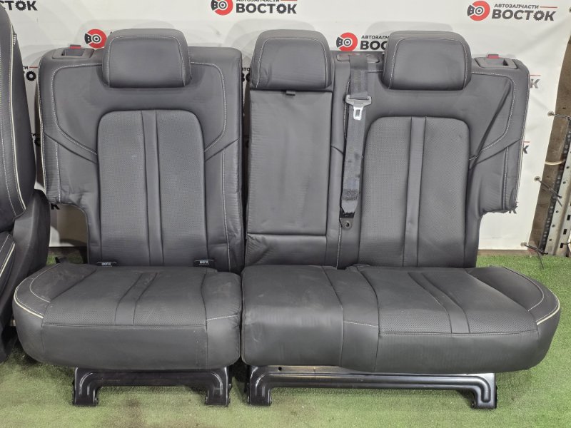 Сиденья комплект, 80000 рублей, Пешки