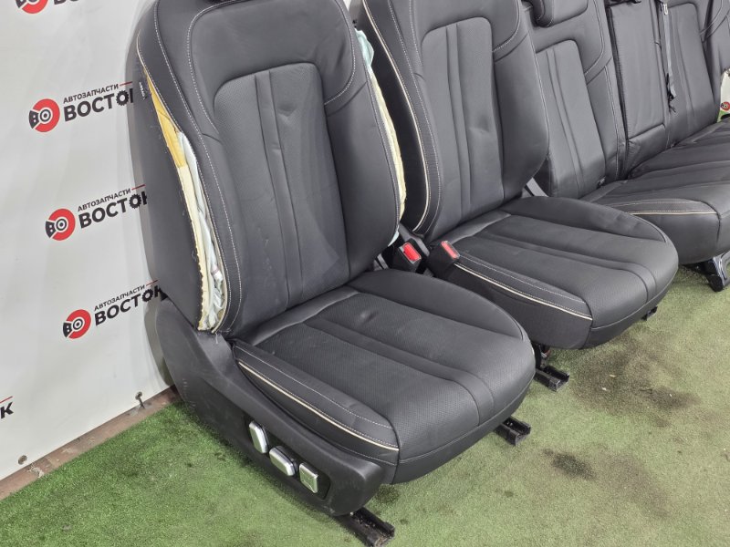 Сиденья комплект, 80000 рублей, Пешки