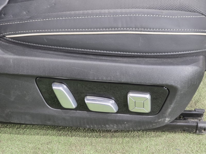 Сиденья комплект, 80000 рублей, Пешки