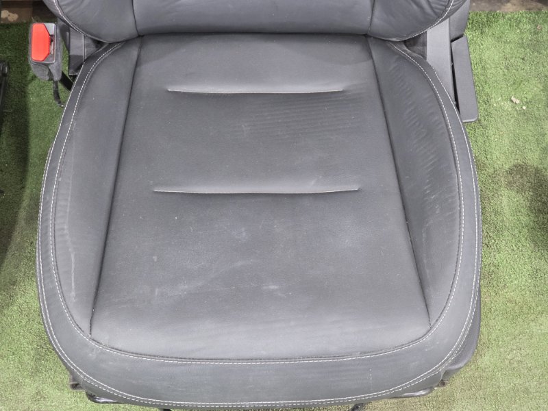 Сиденья комплект, 75000 рублей, Пешки