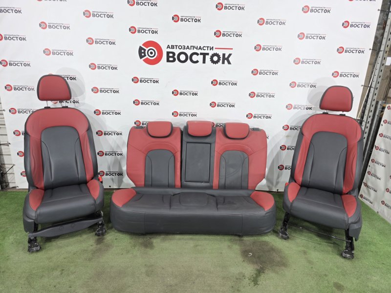 Сиденья комплект, 85000 рублей, Пешки