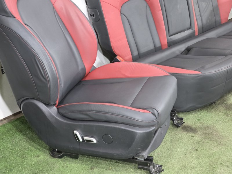 Сиденья комплект, 85000 рублей, Пешки