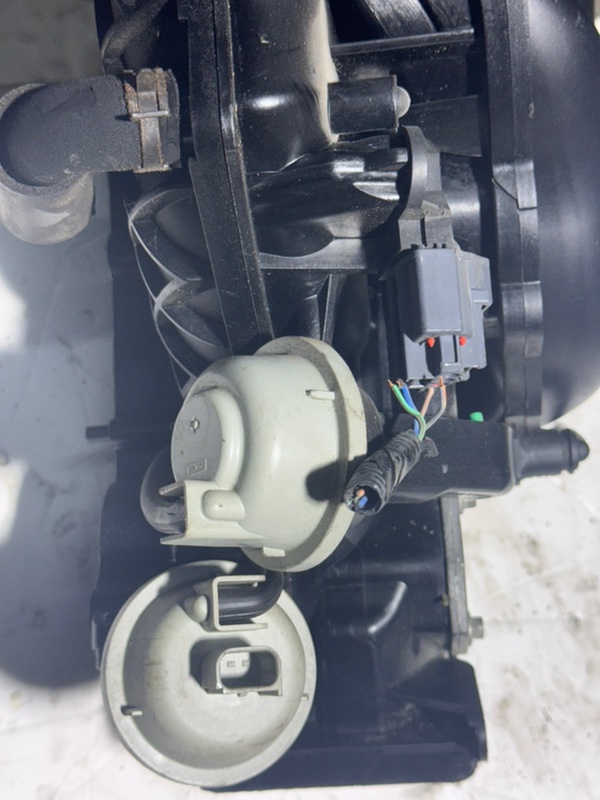 Коллектор впускной, 4000 рублей, Пешки