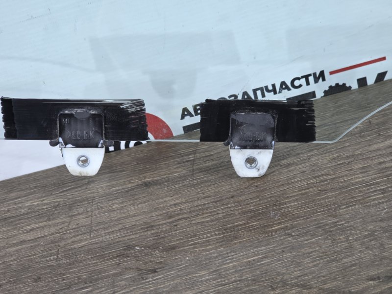 Стекло двери, 5000 рублей, Пешки