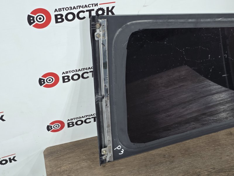 Стекло заднее, 7000 рублей, Пешки