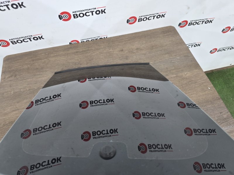 Стекло заднее, 7000 рублей, Пешки