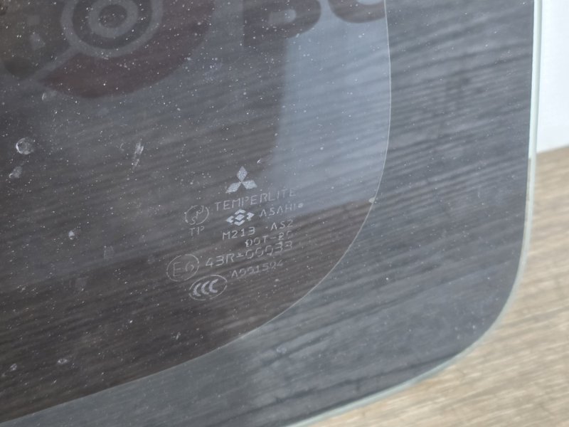 Стекло заднее, 7000 рублей, Пешки