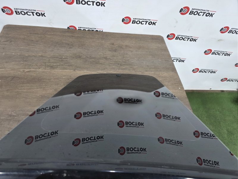 Стекло заднее, 7000 рублей, Пешки