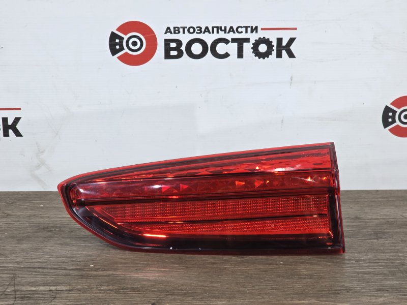 Стоп-сигнал, 8000 рублей, Пешки