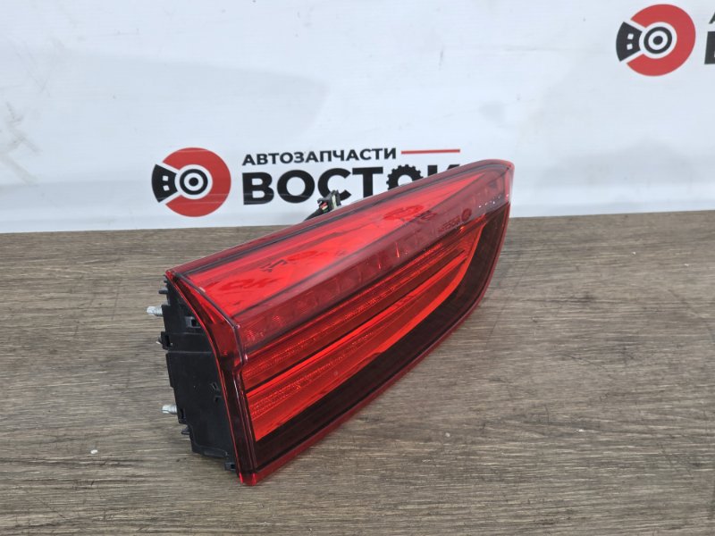 Стоп-сигнал, 8000 рублей, Пешки