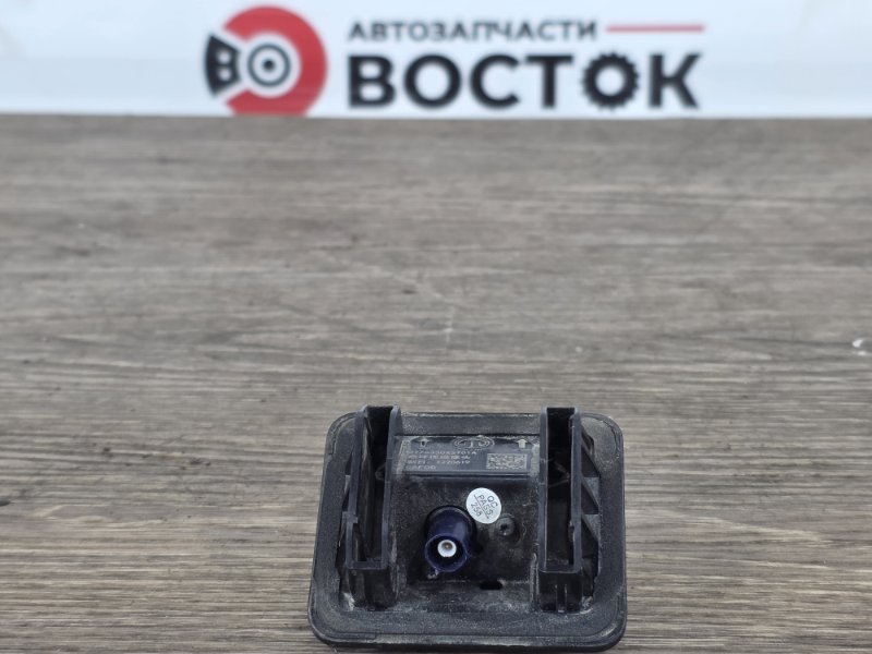 Камера заднего вида, 5000 рублей, Пешки