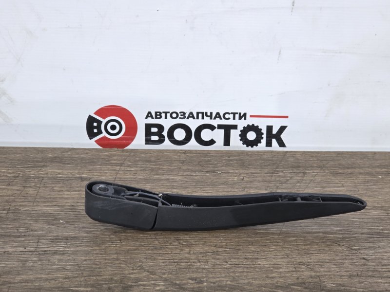 Поводок стеклоочистителя, 2000 рублей, Пешки