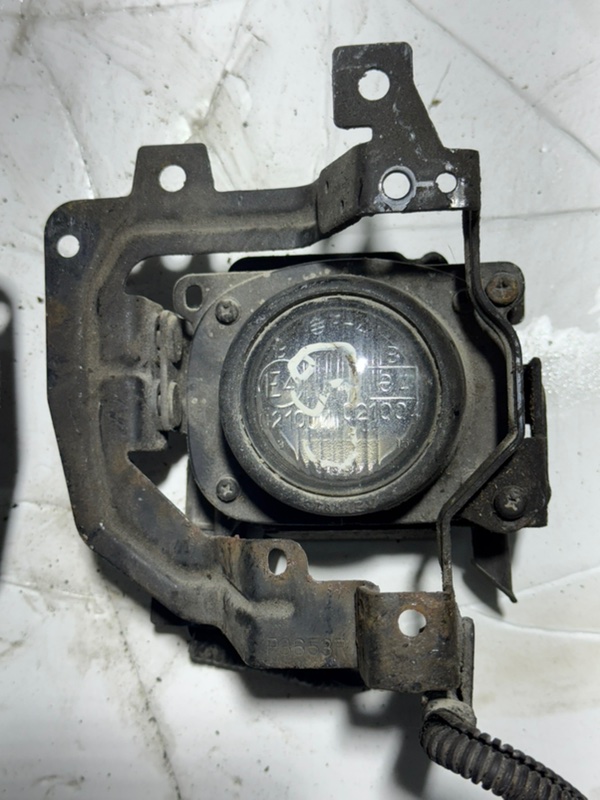 Фара противотуманная, 5000 рублей, Пешки